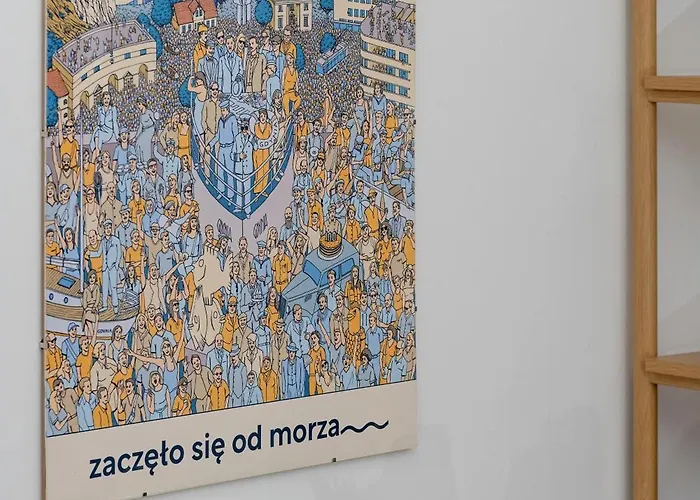 Cozy With Workspace Near The Skm Station By Renters Gdynia