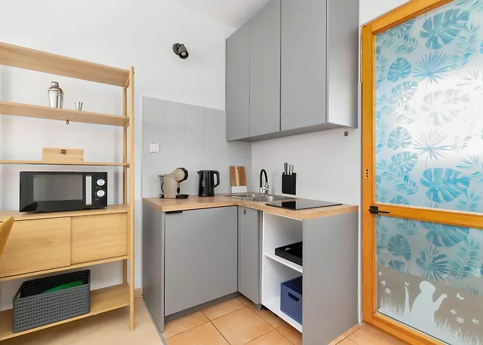 Cozy With Workspace Near The Skm Station By Renters * Gdyně